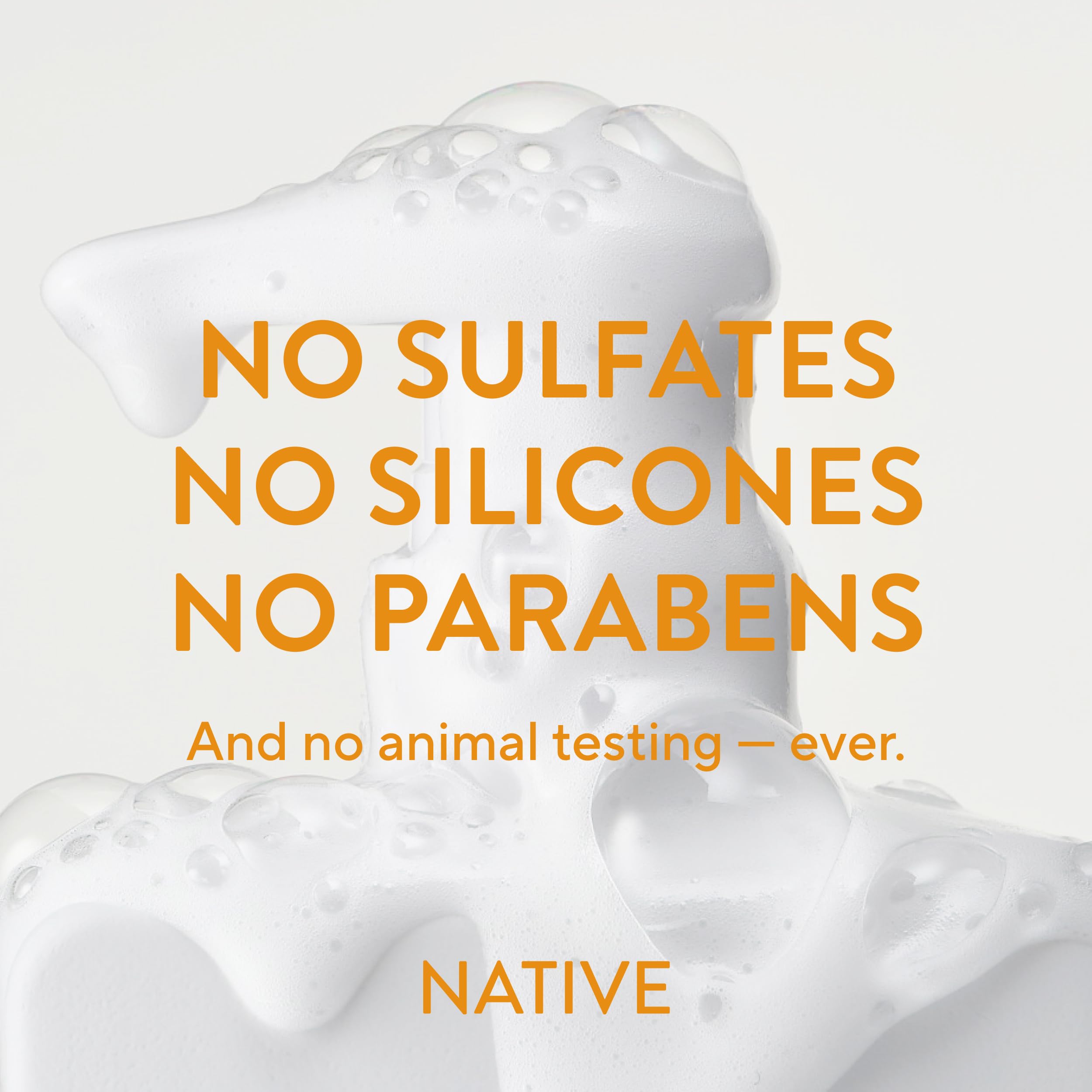 Acondicionador Native aroma a almendra y karité para desenredar.