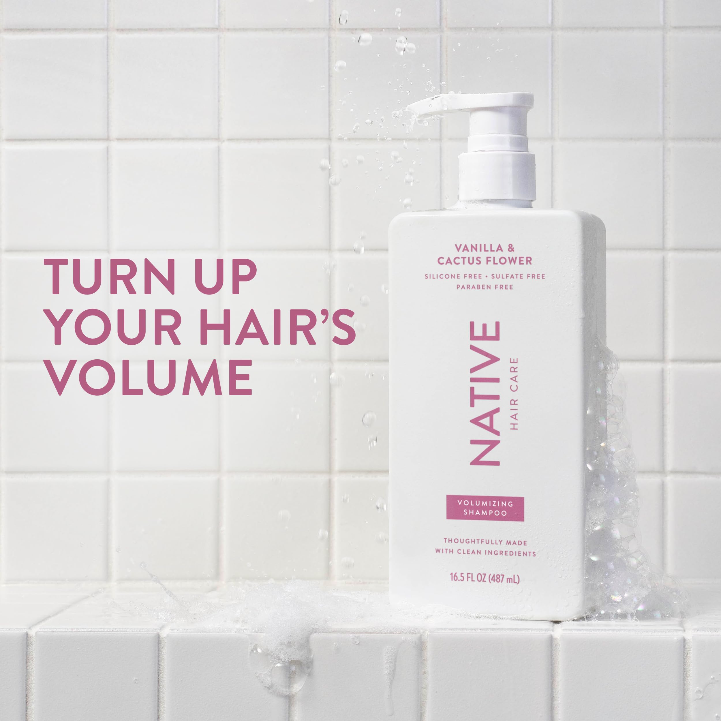 Native vanille et cactus, ingrédients naturels visibles pour nourrir et renforcer les cheveux