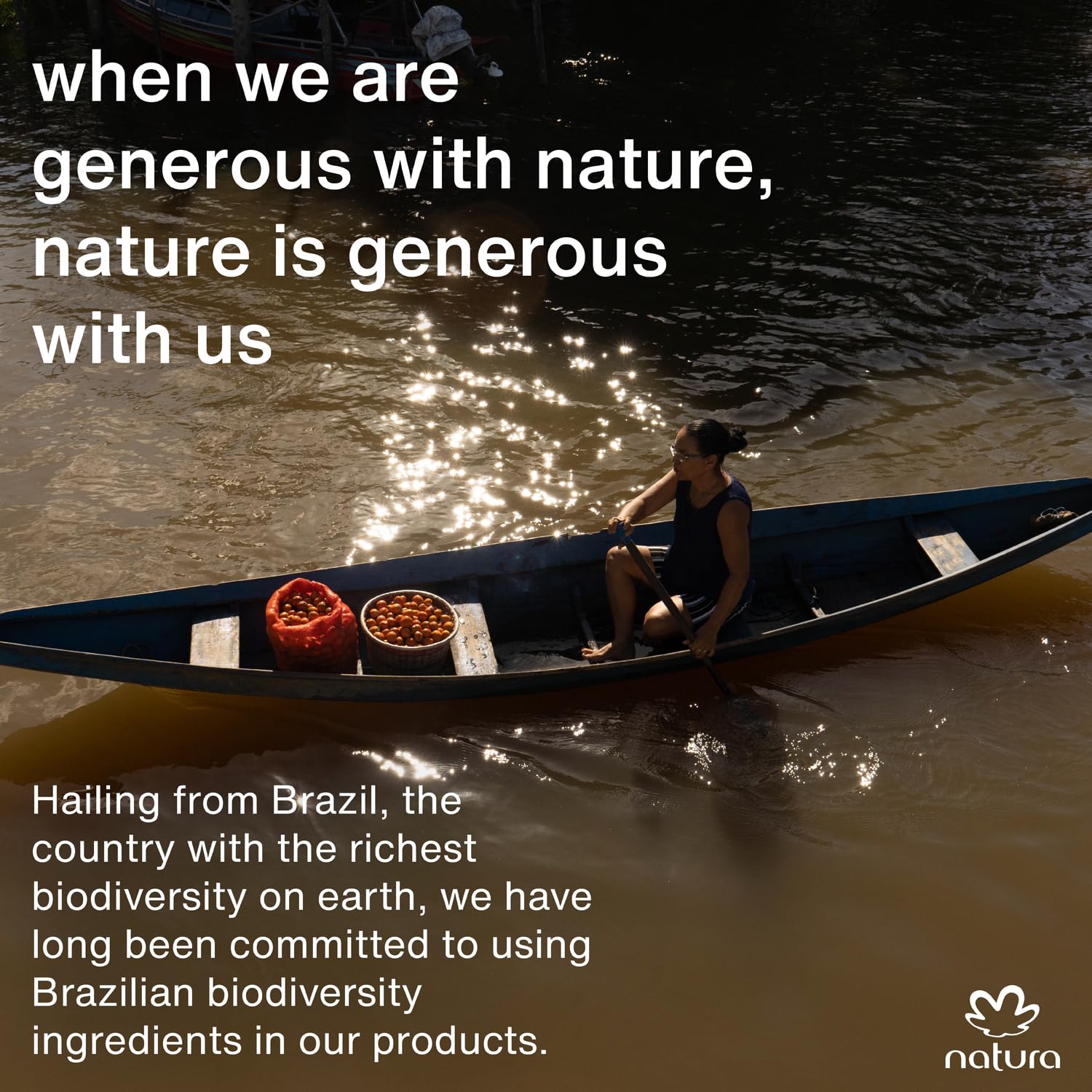 Natura Crema de Manos Castanha, absorción rápida sin residuos grasos para uso diario.