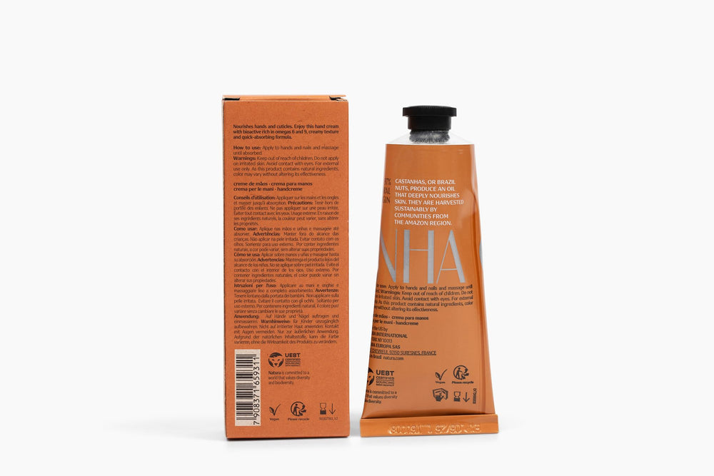 Natura Crema de Manos Castanha, textura rápida que se absorbe sin grasa.