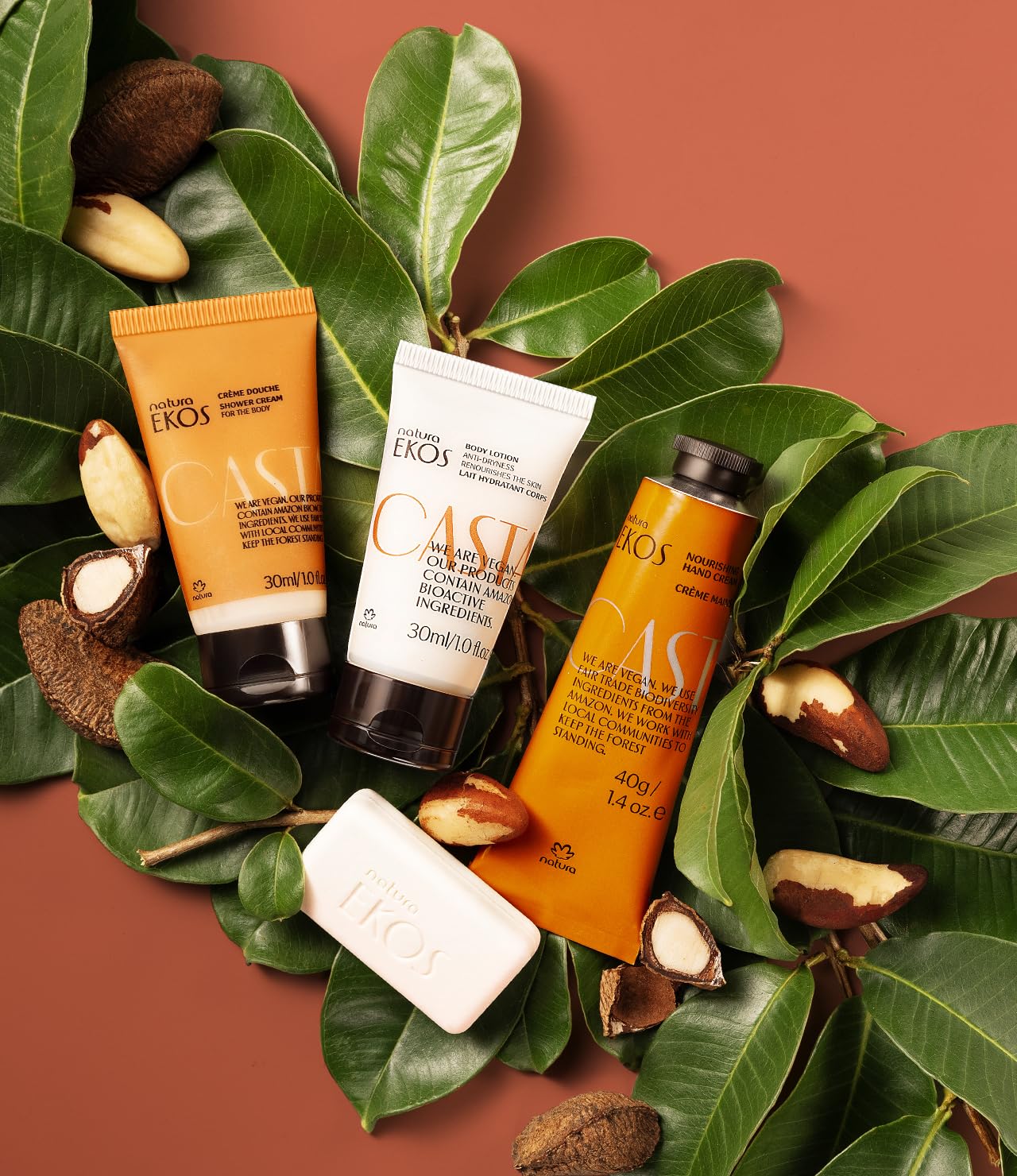 Crema de manos Natura Castanha para suavidad y protección constantes.