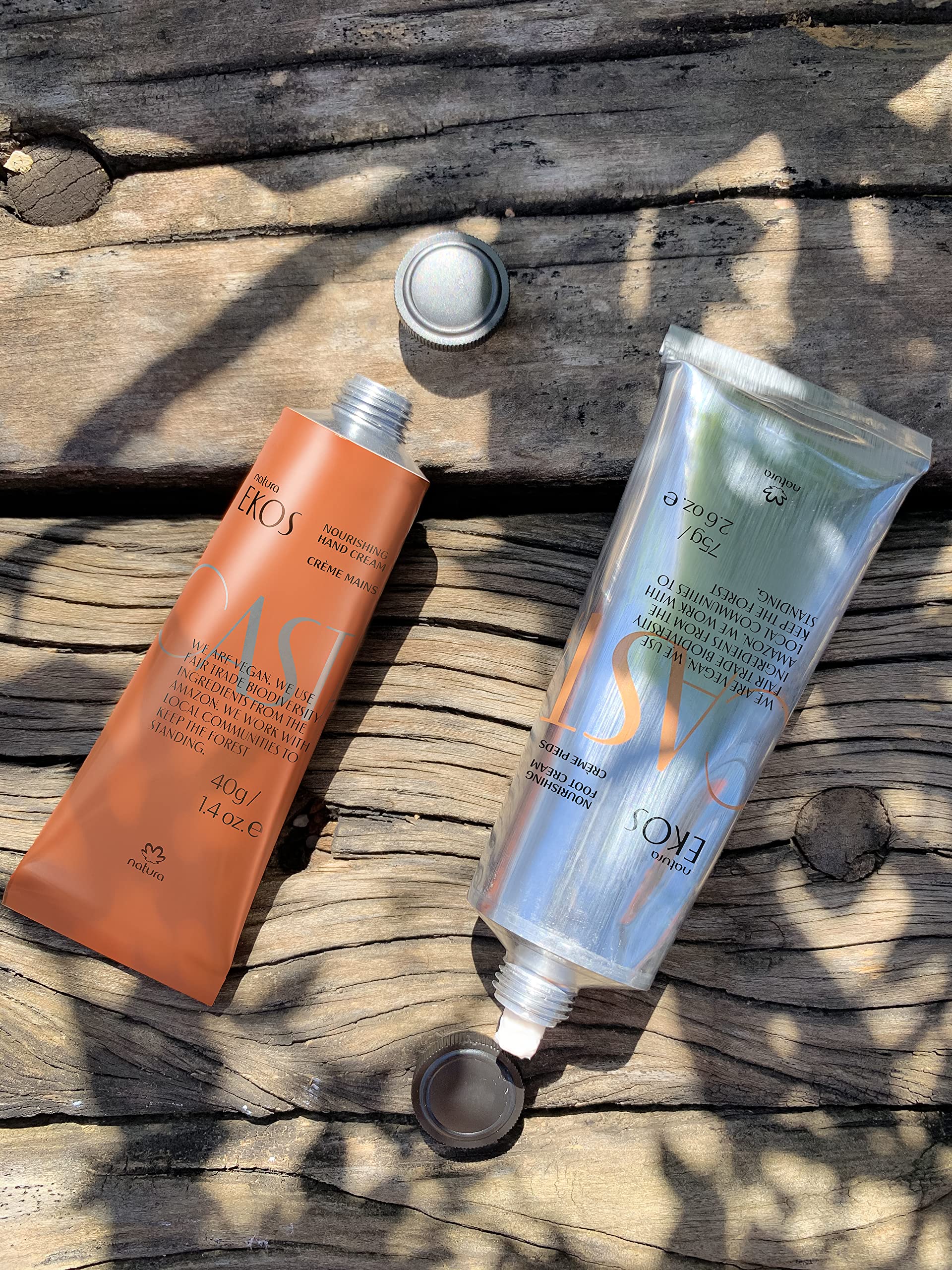 Natura crema-pies-envase-75g: tamaño práctico para casa y viaje.