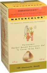 Guantes protectores Naturcolor para una aplicación limpia y segura.