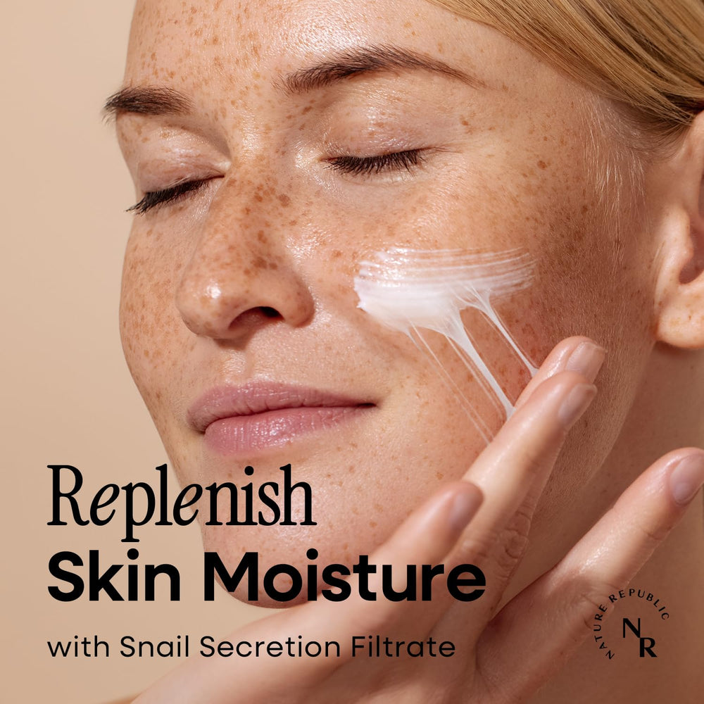 Nature Republic Crème Mucin Escargot assure absorption rapide pour un fini frais et non gras.