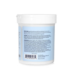 Nature Well Retinol crema, textura sedosa para una aplicación suave.