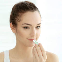 Naturistick pure beeswax ingredients for gentle lip care.