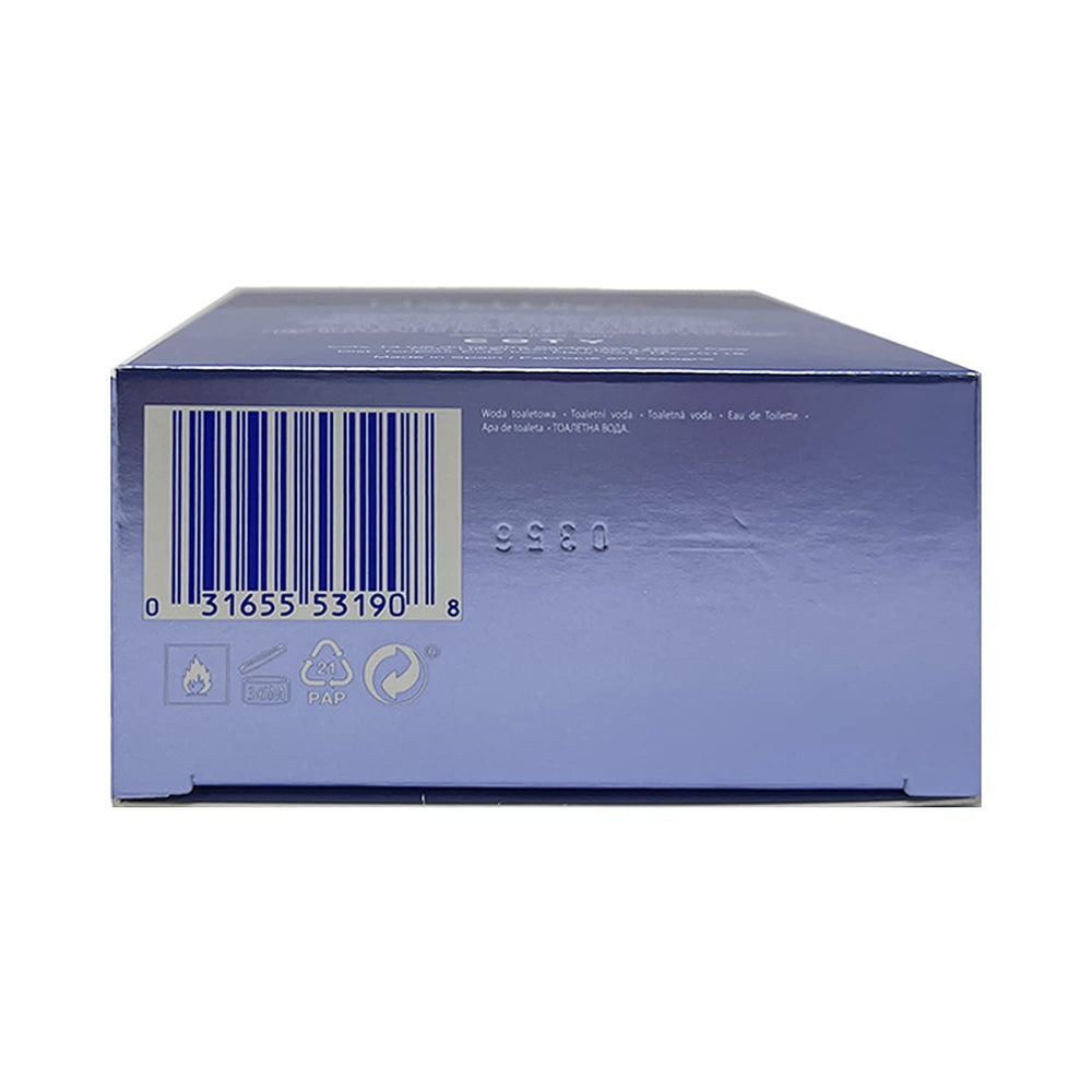 Nautica Voyage, frasco compacto con aroma ligero para paseos urbanos.