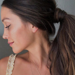 Apariencia brillante y natural tras usar Skipper de NAVY HAIR CARE.