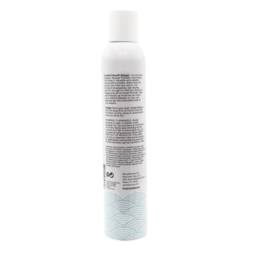 Aplicación en la raíz para levantar el cabello con Skipper de NAVY.