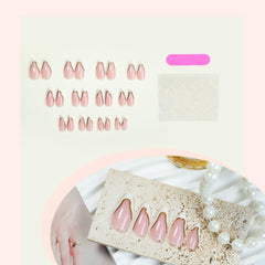 NBNTGH uñas francesas tono natural con línea dorada, ideal para celebraciones.
