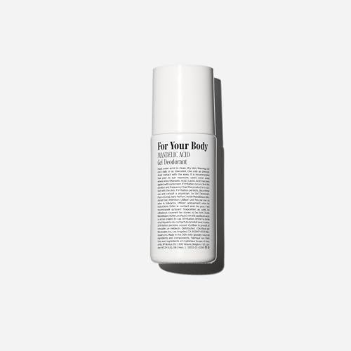 Nécessaire Deodorant Gel application scene showing smooth glide.