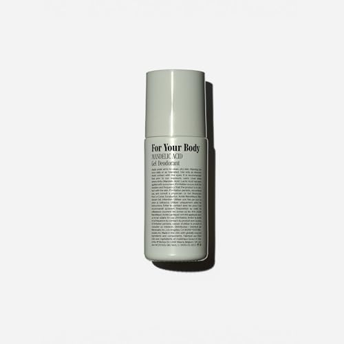 Nécessaire eucalyptus deodorant gel being applied to skin for fresh comfort.