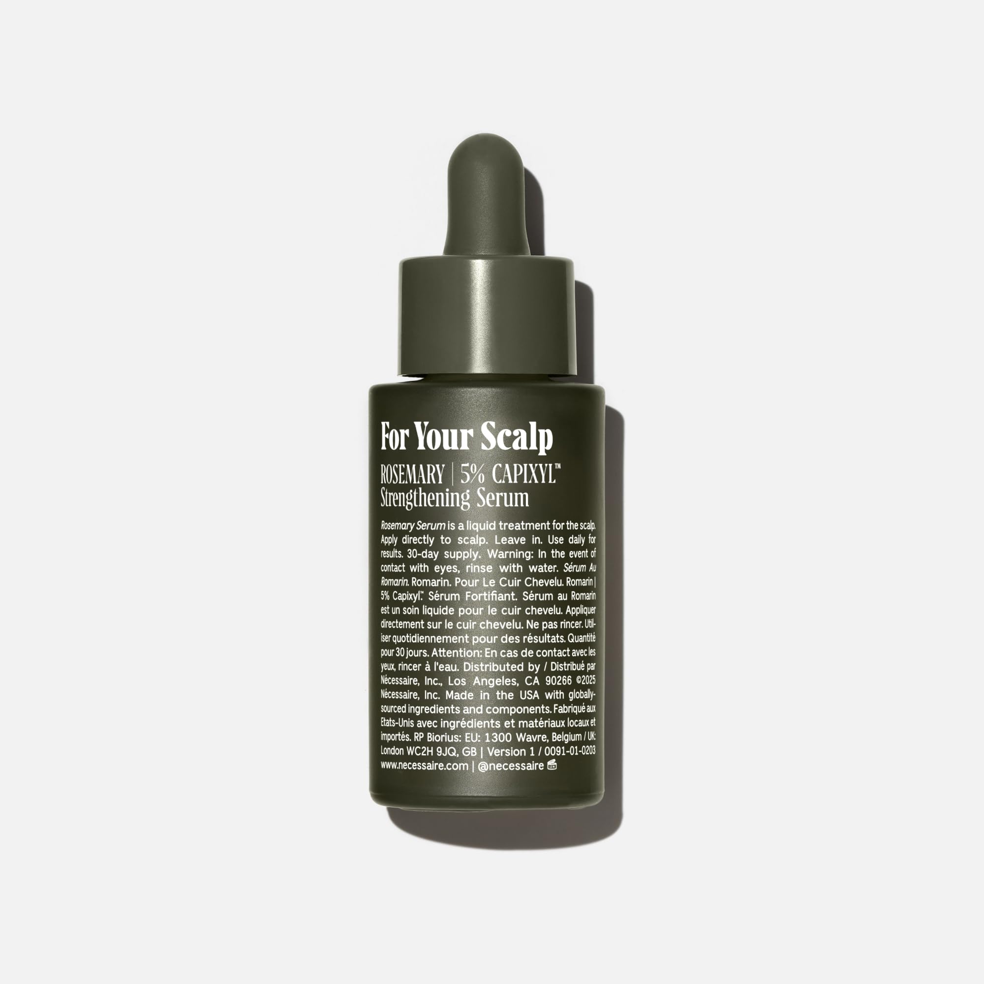 Ingredientes principales de romero y Capixyl de Nécessaire para el cabello.