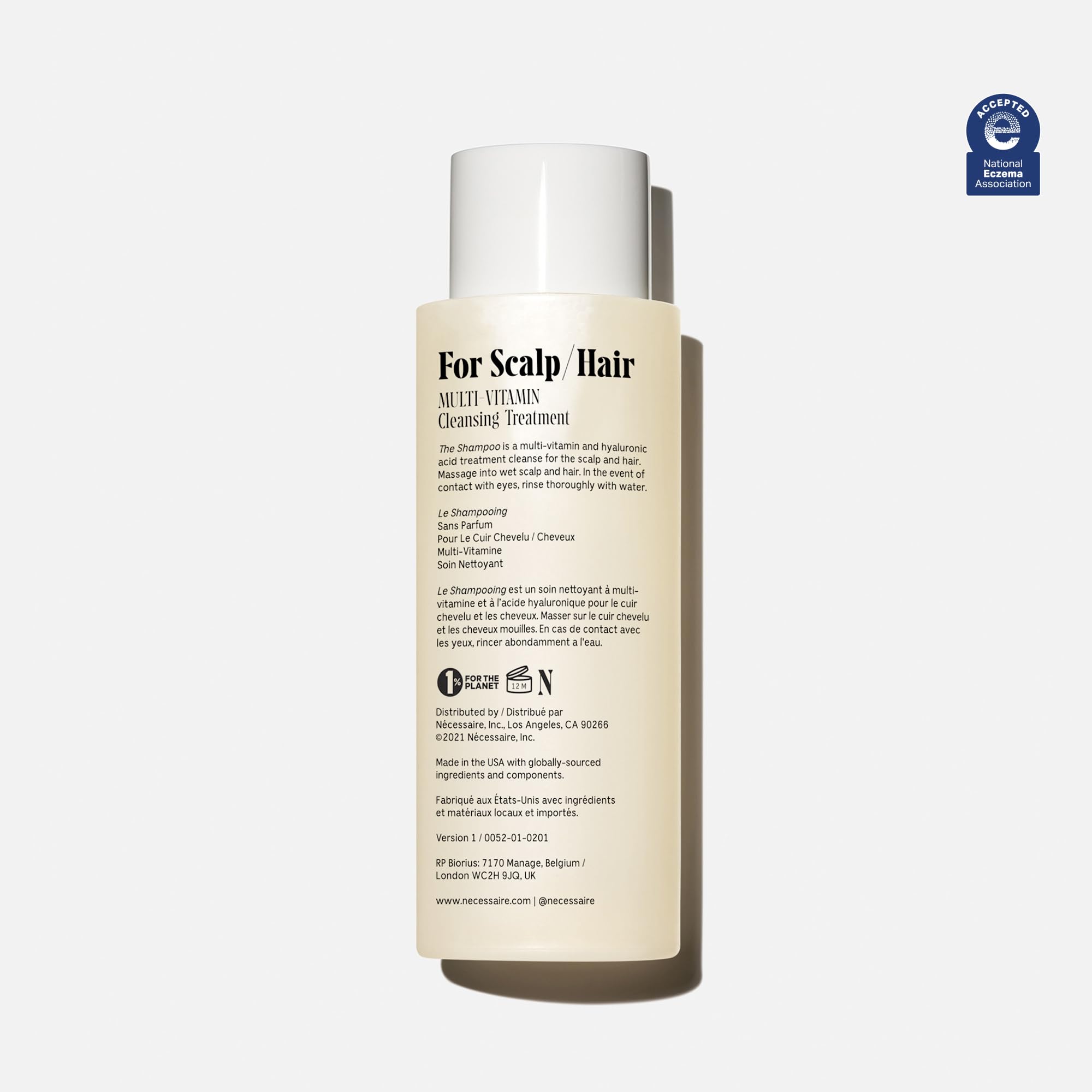 Nécessaire Shampoo Hialuronico, espuma suave para limpieza delicada y cabello hidratado.