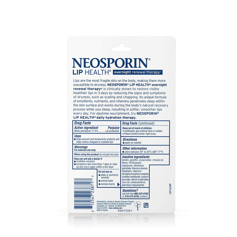 Aplicación de Neosporin Lip Health Renovación Nocturna, hidrata labios al instante.