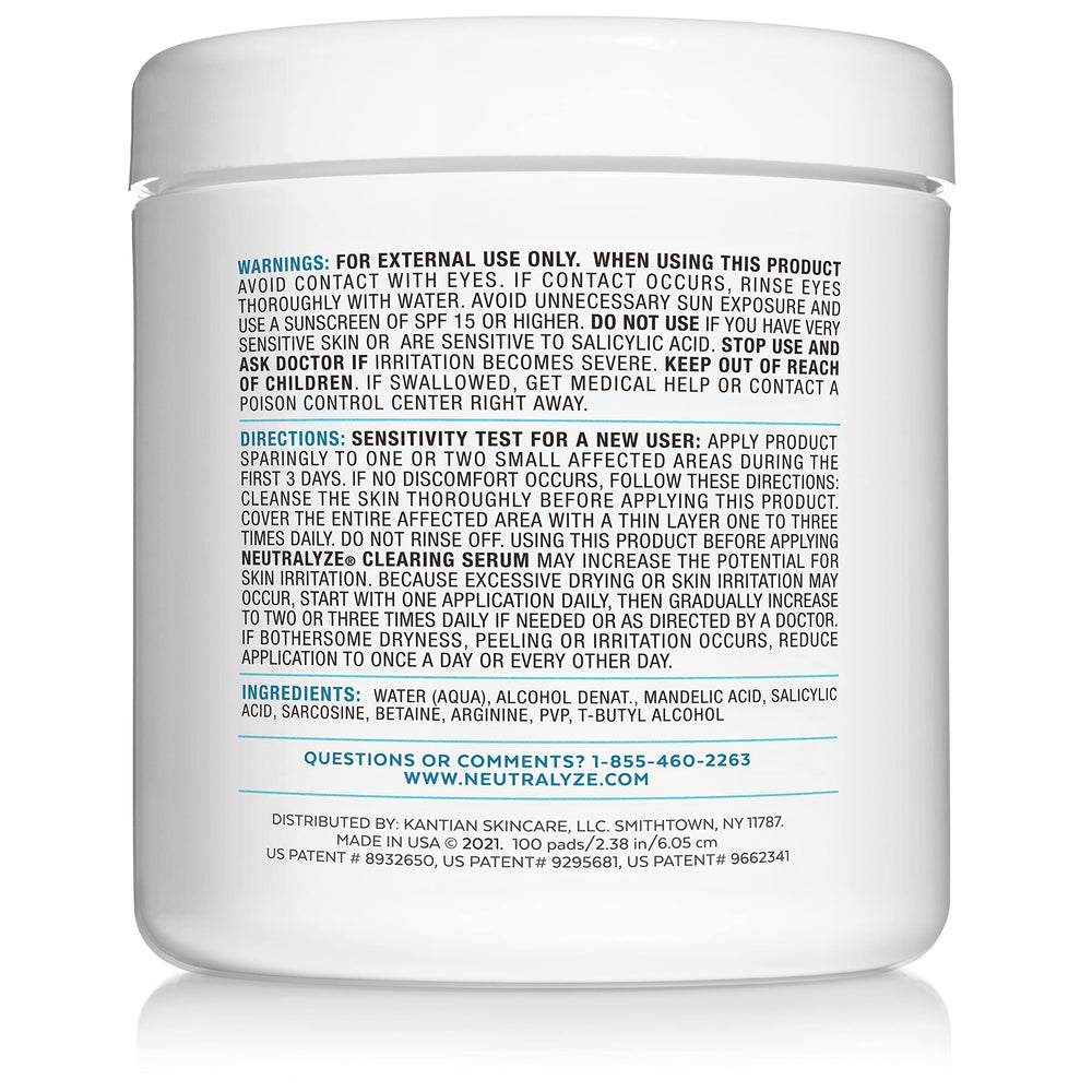 Texture double-face des lingettes Neutralyze pour exfolier en douceur