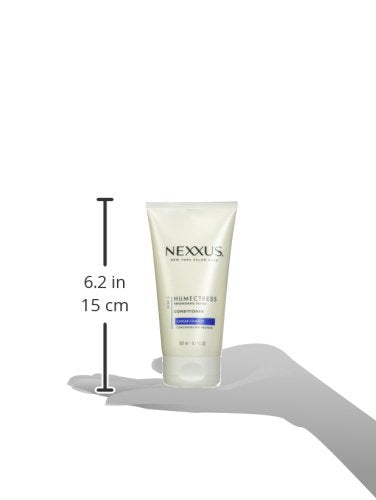 Nexxus Humectress: desenredar sin frizz tras la aplicación.