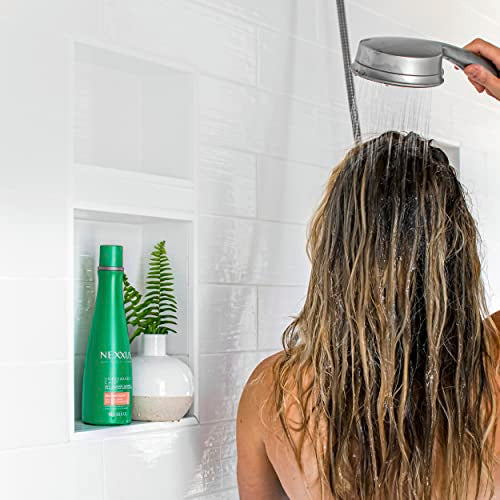 Resultados de volumen y fortaleza tras cada lavado con Nexxus Unbreakable Care Shampoo.