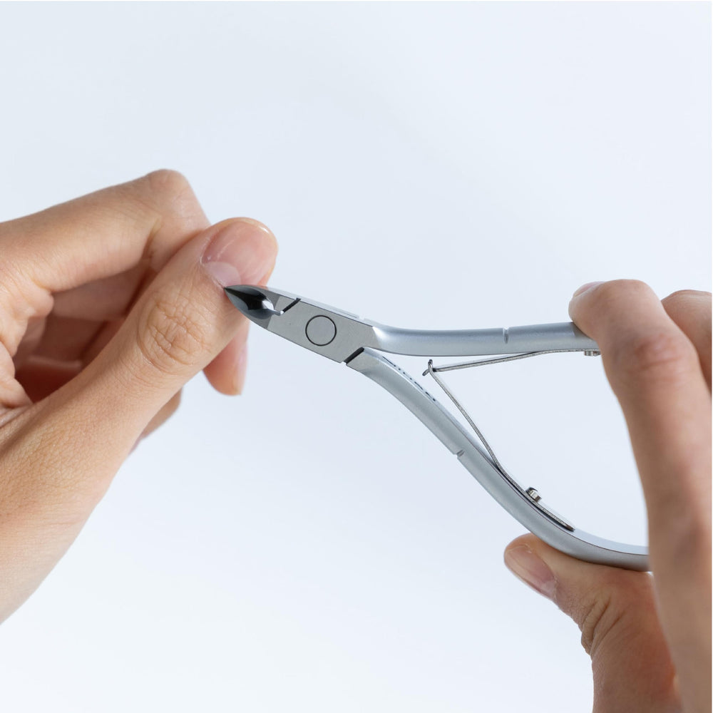 NGHIA Cortacuticulas D-07 mandibula 14 ideal para salon y uso domestico.