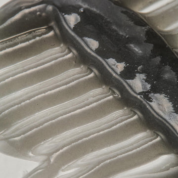 NIDA Arroz Negro Exfoliante Suero, uso diario; poros más finos y piel luminosa.