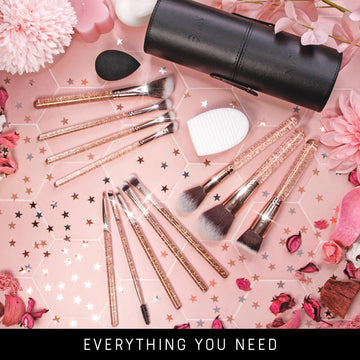 Niré: aplicación de maquillaje suave y precisa con brochas de lujo