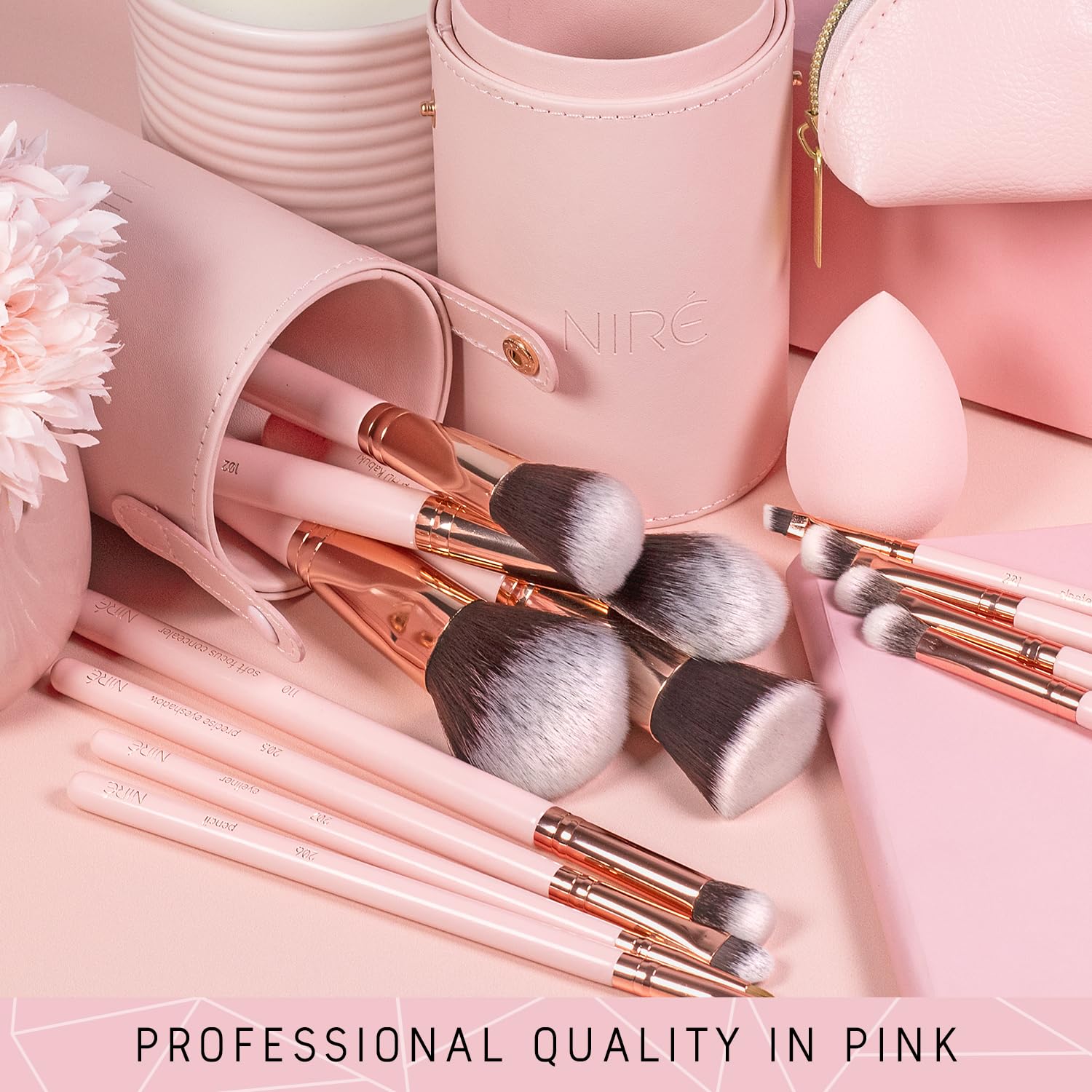 Niré Beauty: brochas de acabado rosa que elevan la experiencia diaria.