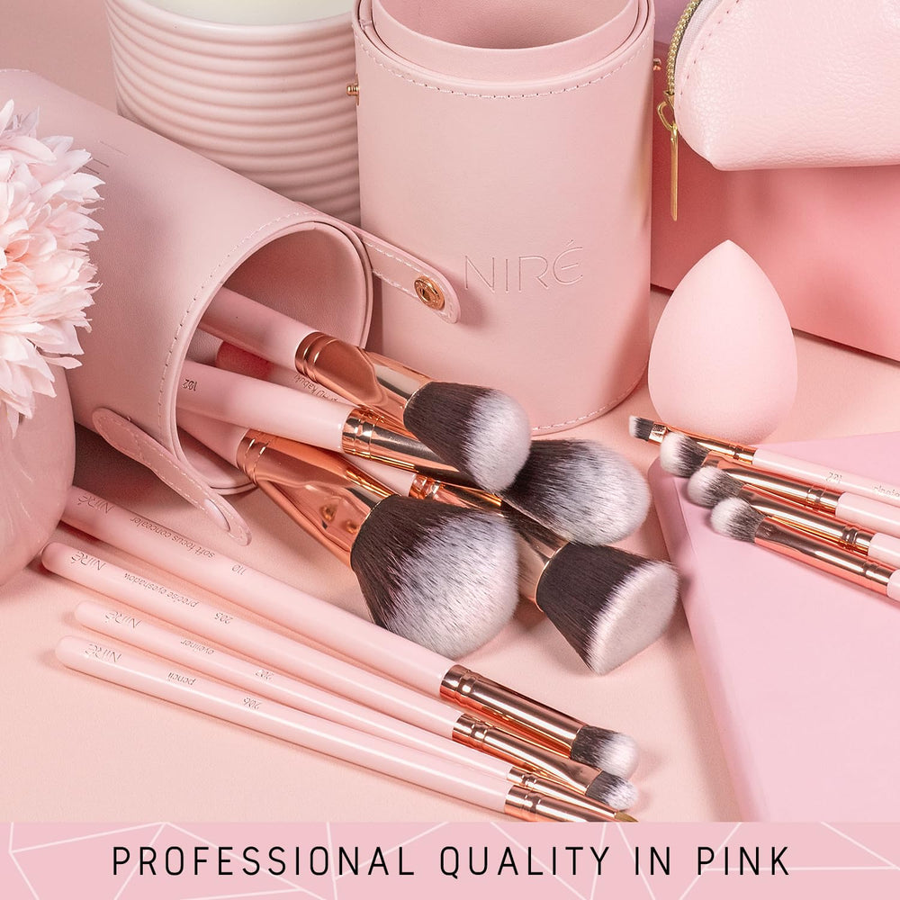 Niré Beauty: brochas de acabado rosa que elevan la experiencia diaria.