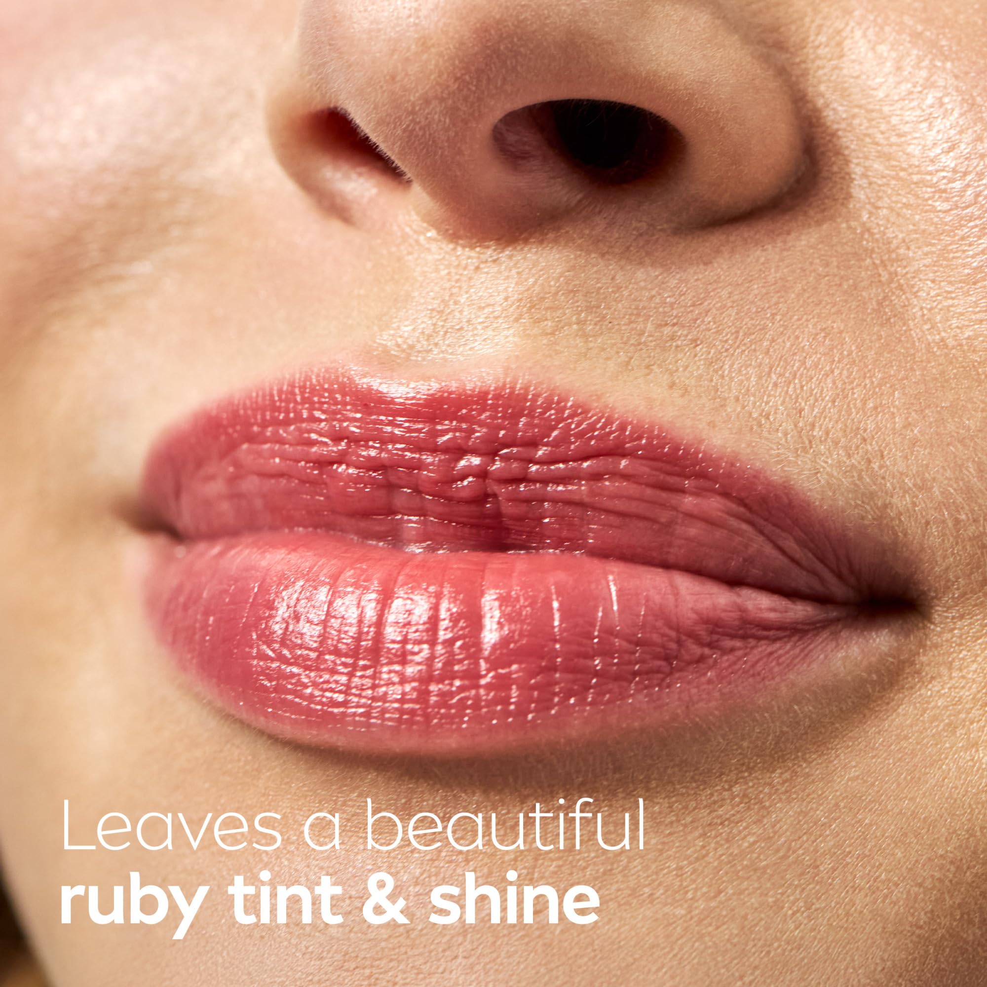 NIVEA bálsamo labial con aceites nutritivos y vitaminas