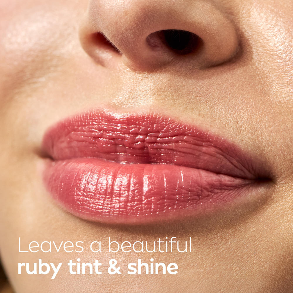 NIVEA bálsamo labial con aceites nutritivos y vitaminas