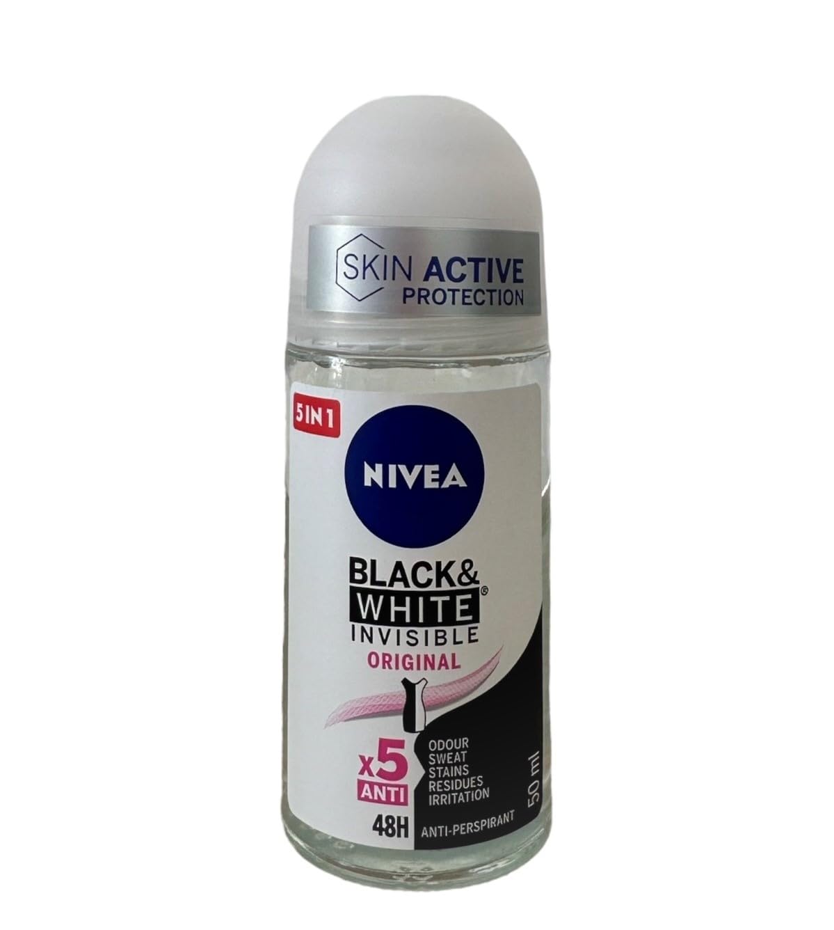 NIVEA Desodorante Invisible para negro y blanco evita manchas en prendas negras.