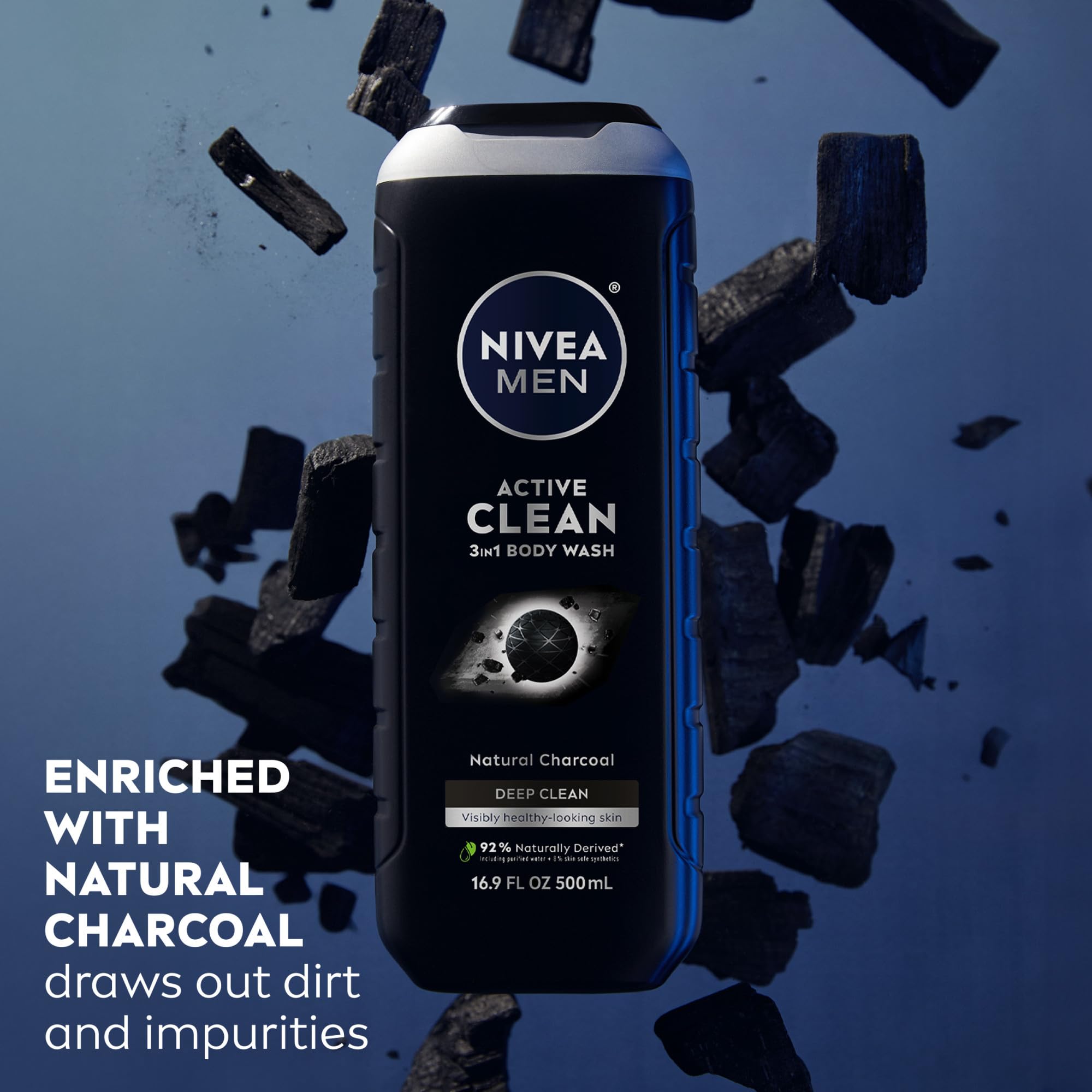 NIVEA MEN carbón activado retira suciedad e impurezas con facilidad.