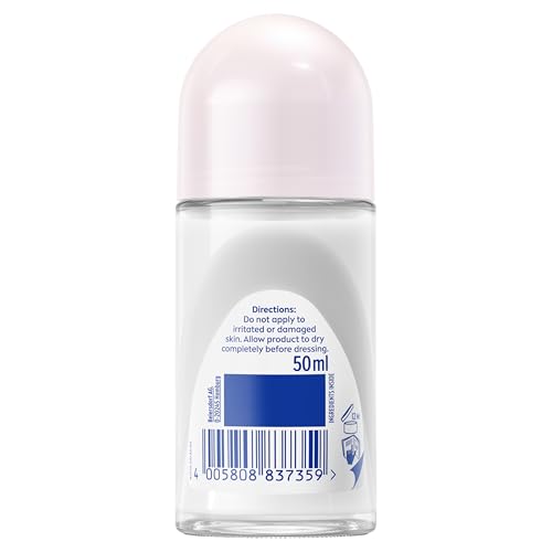 Envase compacto de NIVEA Pearl & Beauty, perfecto para llevar