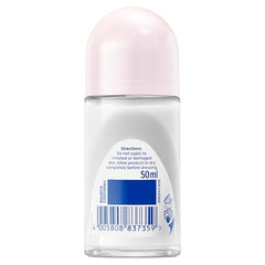 Envase compacto de NIVEA Pearl & Beauty, perfecto para llevar