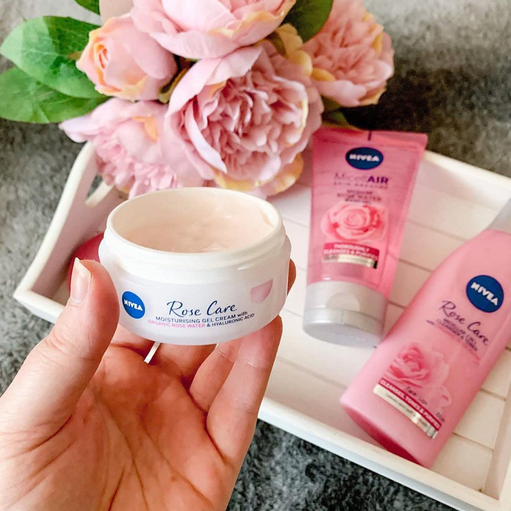 NIVEA Rose empaque elegante que facilita la rutina de cuidado facial
