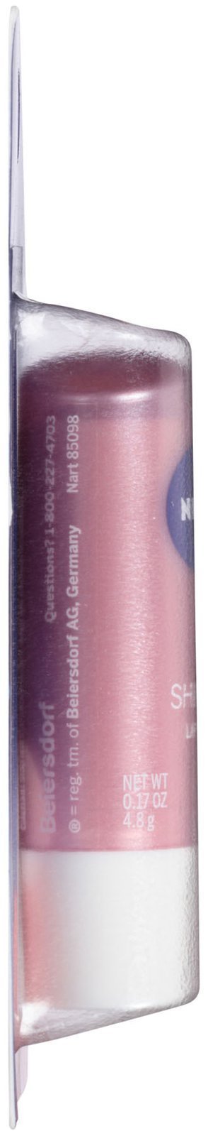 NIVEA Shimmer Lip Care, textura cremosa, nutrición con manteca de karité.