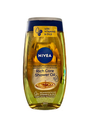 NIVEA Shower Oil Natural Caring close-up shows creamy lather for daily hydration