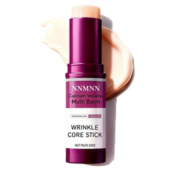 nnmnn Calcium Volume Multi Balm Stick en la frente para hidratación intensa
