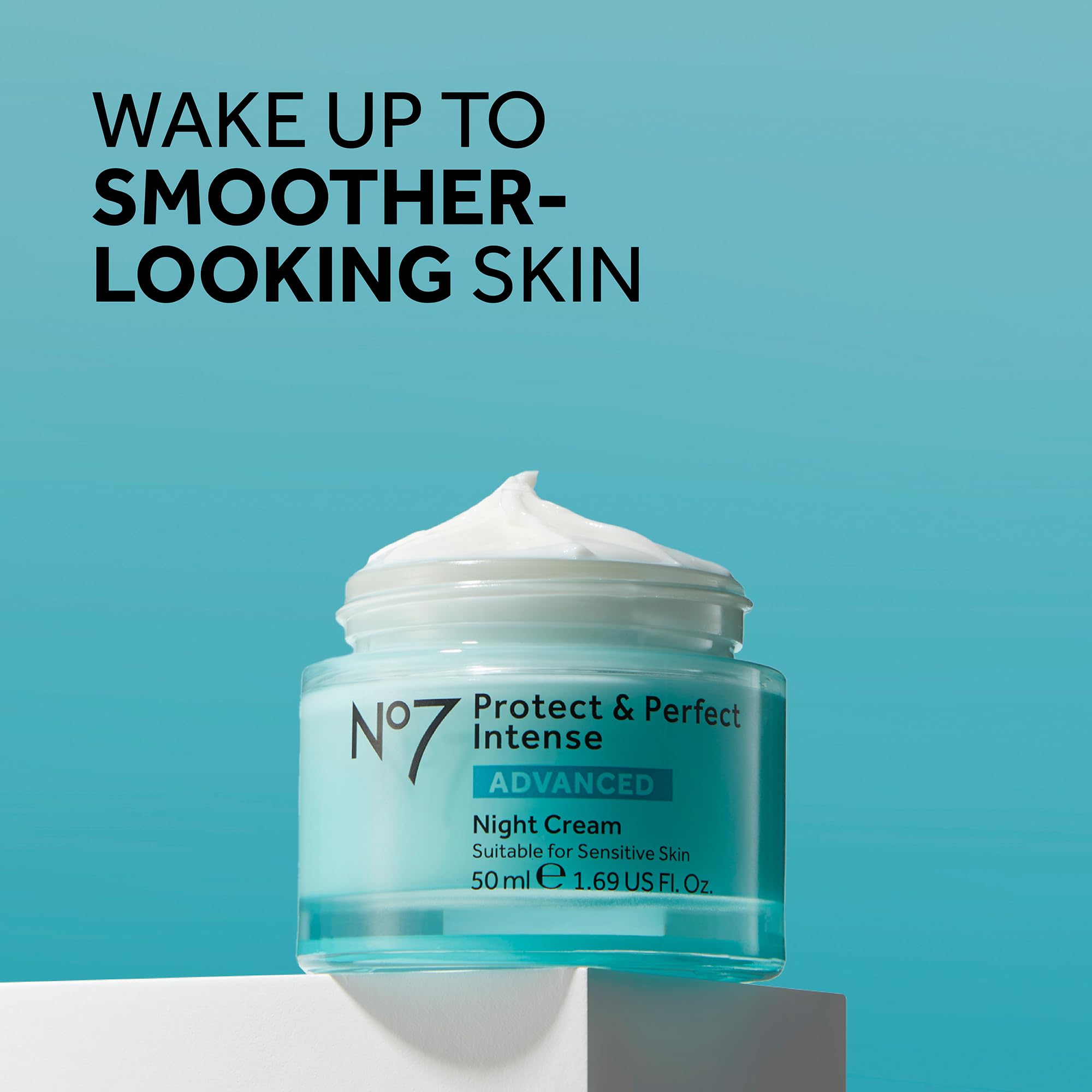 No7 crema nocturna con vitamina E para piel nutrida durante la noche.