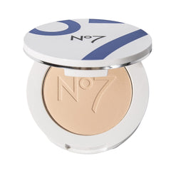 No7 Lift & Luminate polvos compactos fijación para un acabado impecable