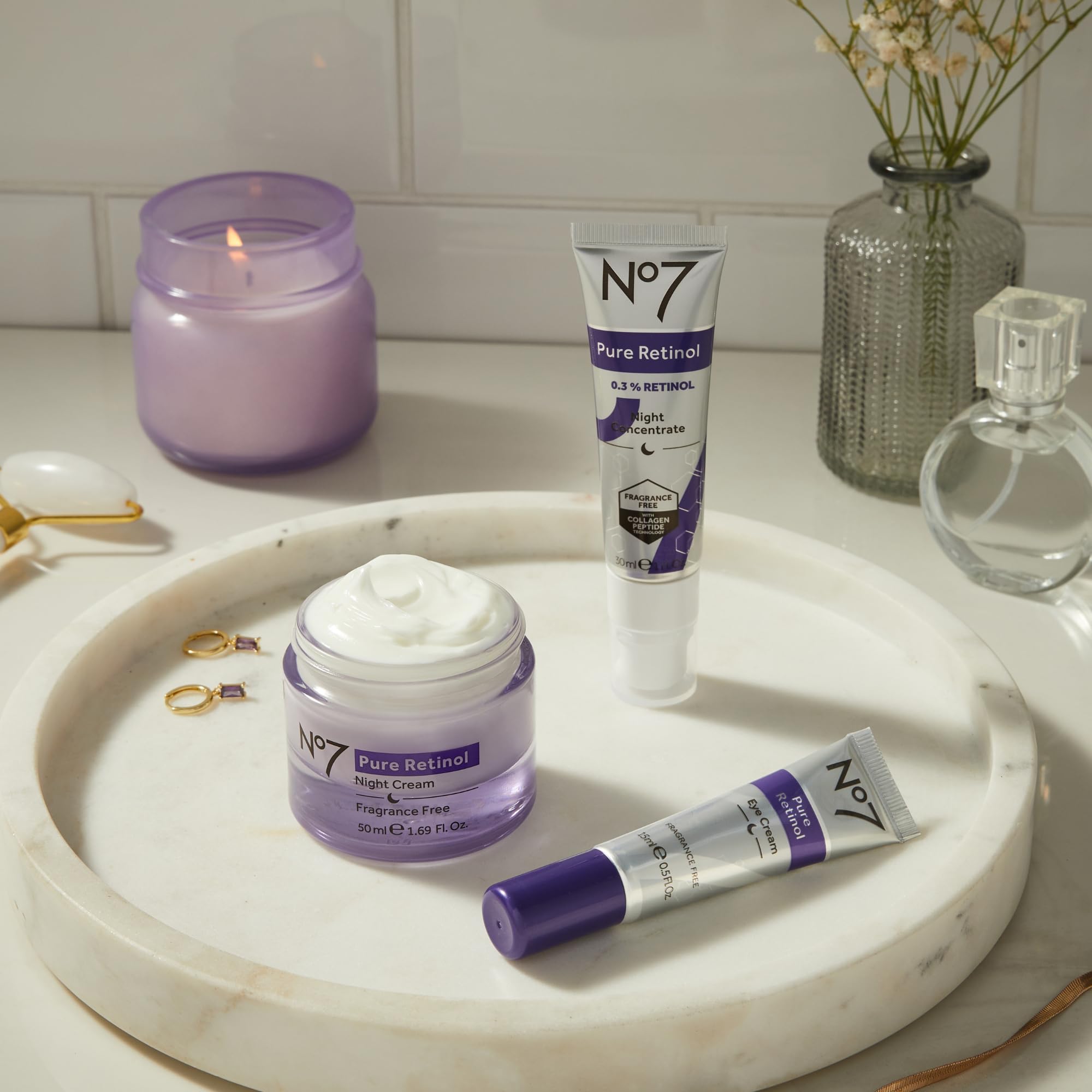 No7 Pure Retinol para ojos: herencia de marca que acompaña tu rutina de belleza.