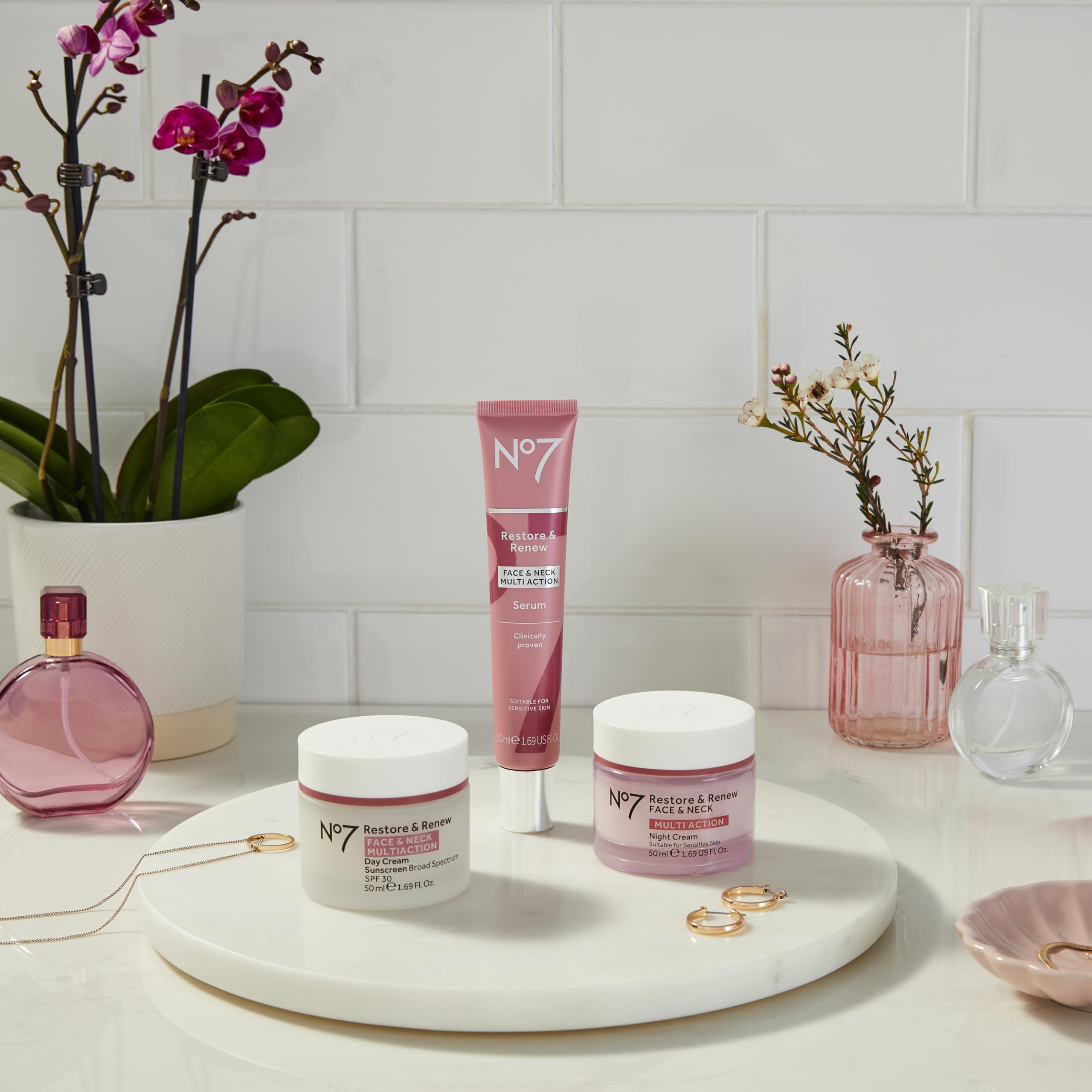 No7 Restore & Renew texture swatch showing even coverage