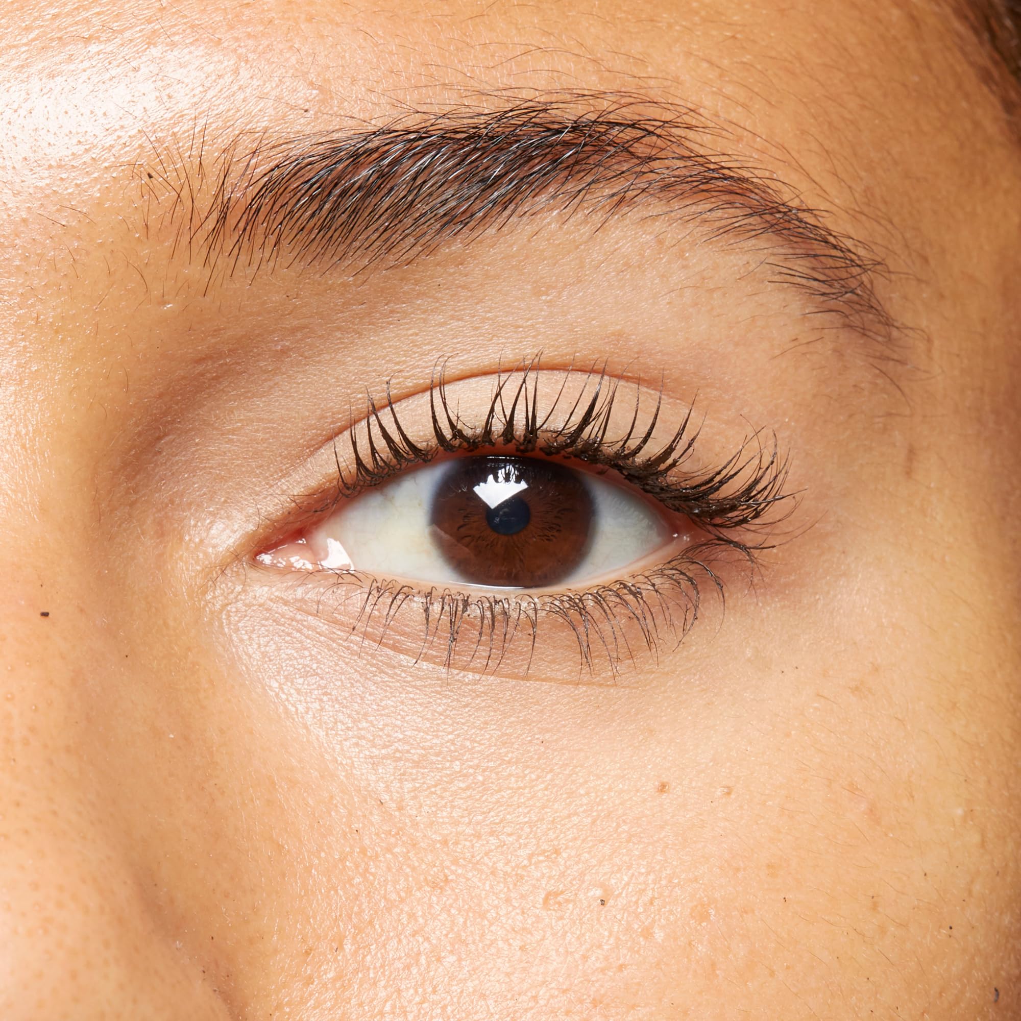 Lashes display full volume after applying No7 Stay Perfect Mascara.