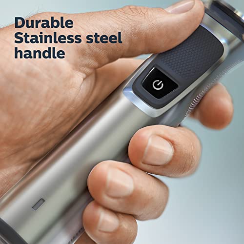 Norelco Multigroom 7000 mango ergonómico para un agarre seguro.