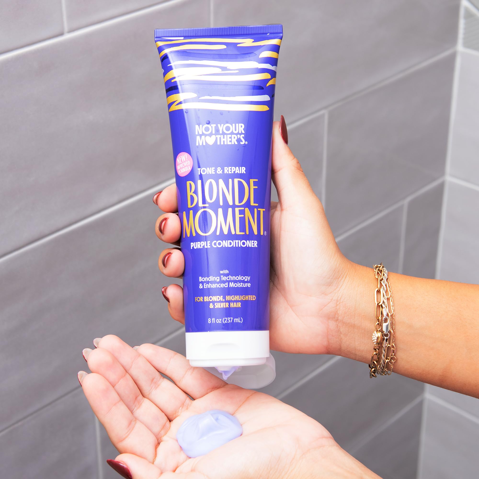 Paquete de dos unidades Not Your Mother's Blonde Moment para cuidado completo.