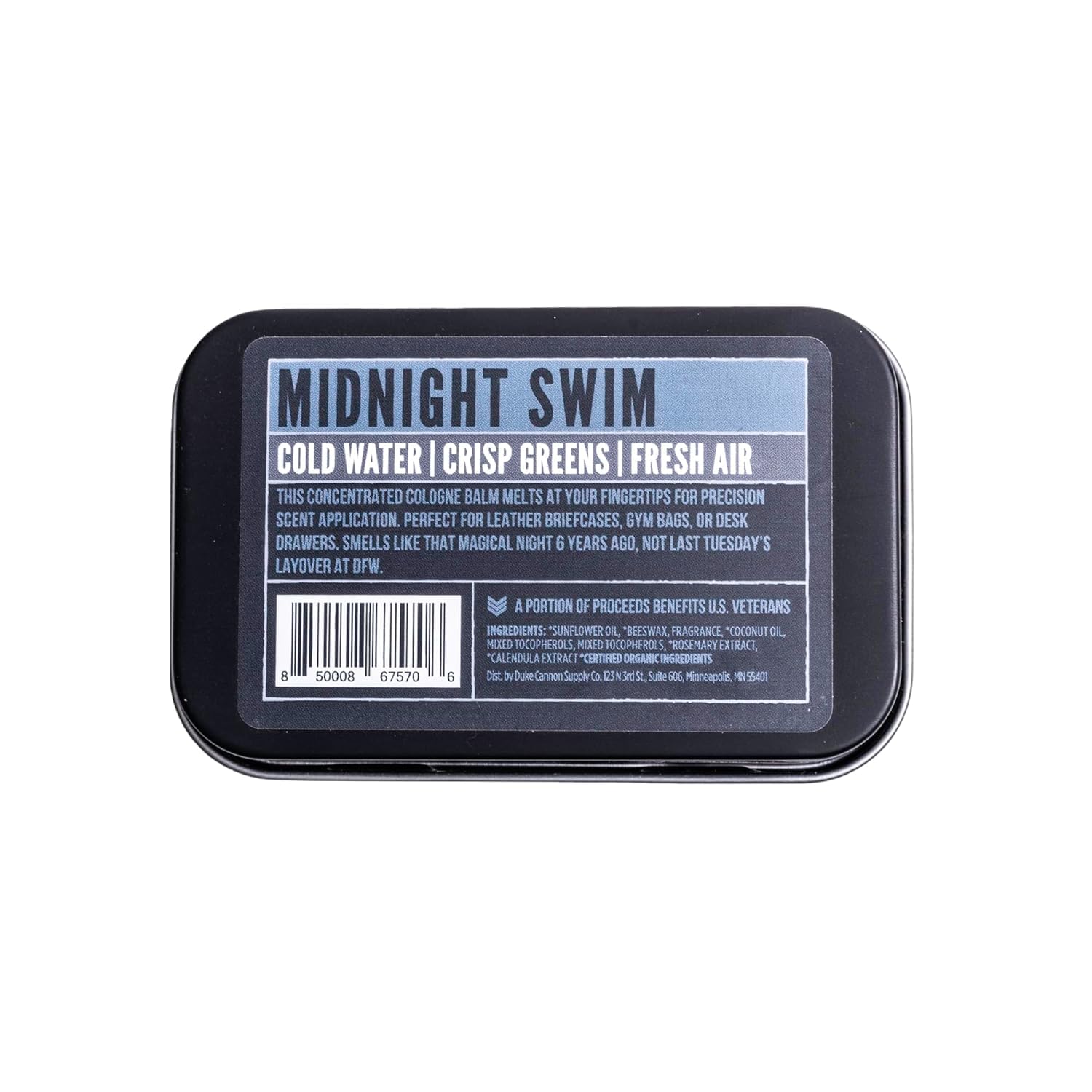 Midnight Swim de Duke Cannon, notas de corazon con geranio para un toque sofisticado.