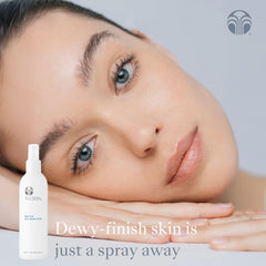 Rociado facial rápido con Nu Skin NaPCA Moisture Mist para frescura instantánea.