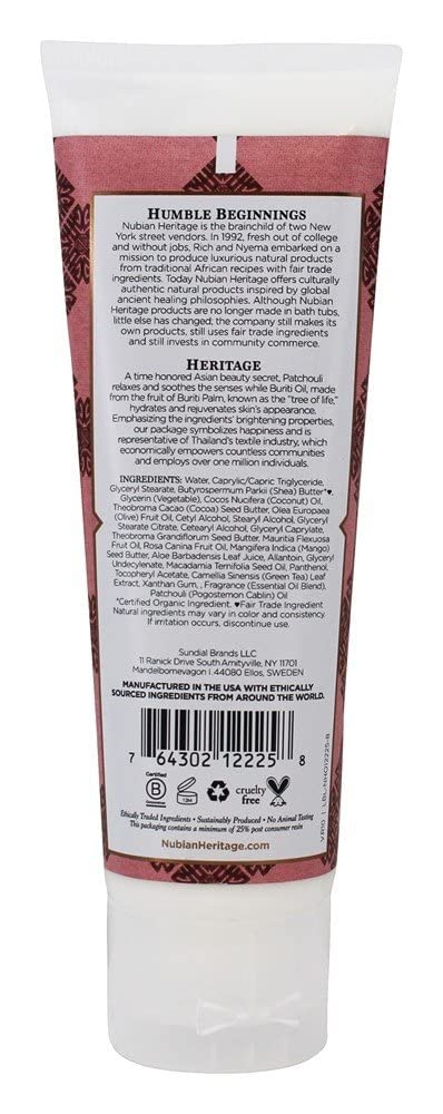 Aplicación suave de Nubian Heritage Patchouli Buriti para uso diario.