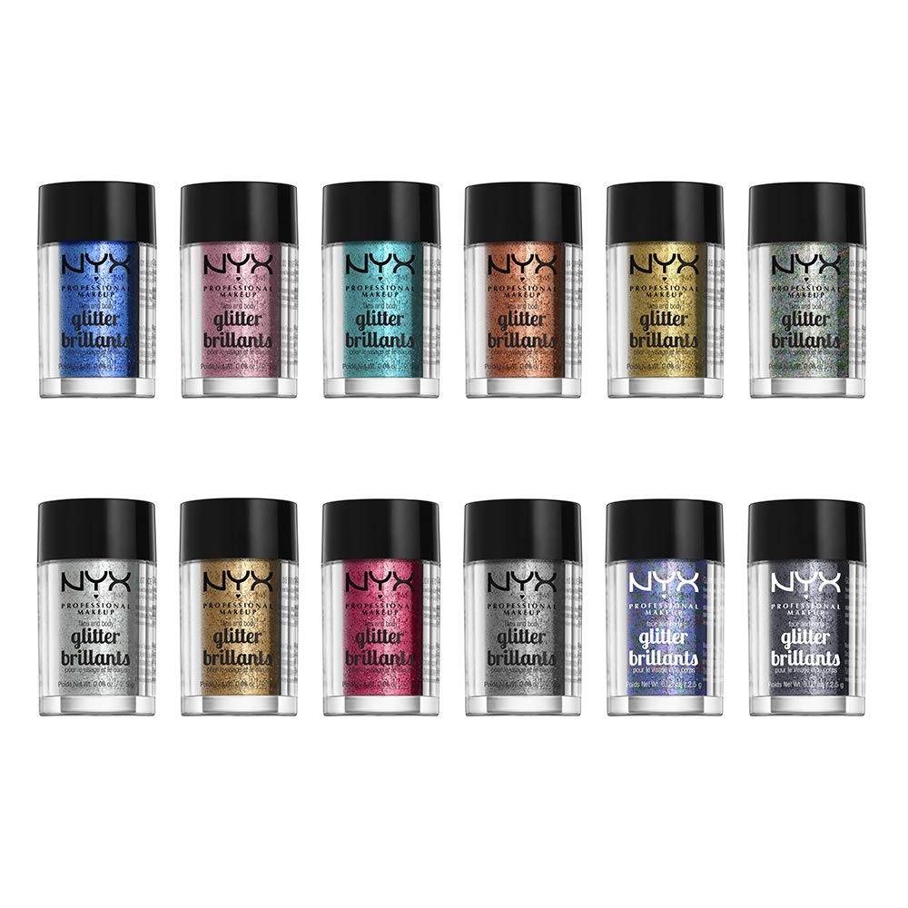 Brillo plateado en escote y hombros, efecto iluminador NYX.