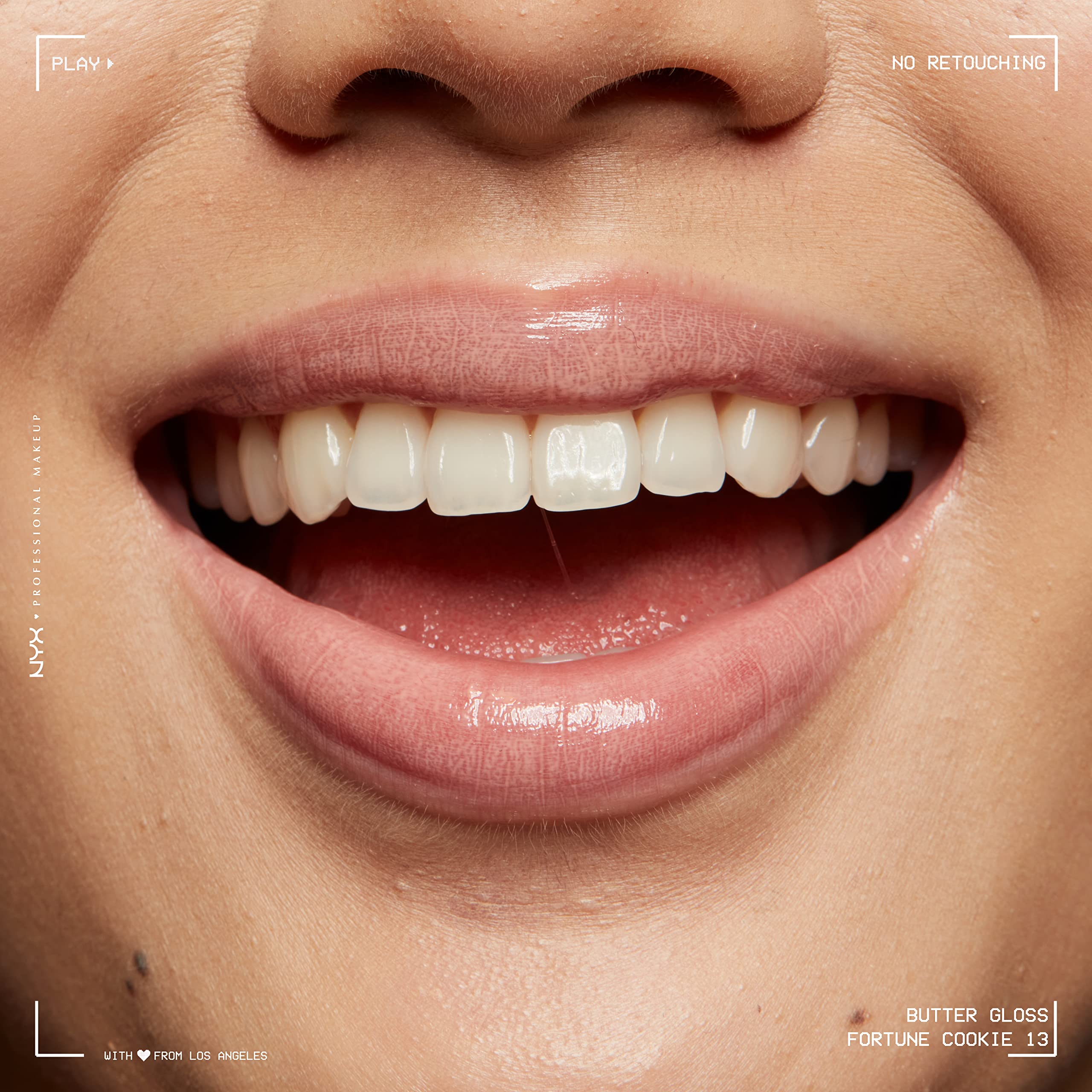 Detalle de brillo de NYX Butter Gloss Fortune Cookie para un look diario