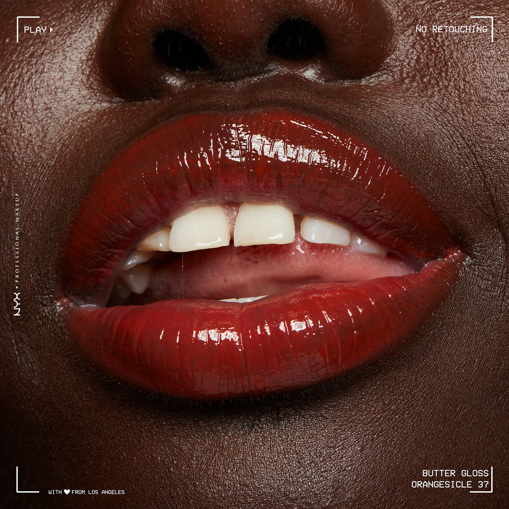 NYX Butter Gloss Orangesicle disponible para un acabado cálido y luminoso.